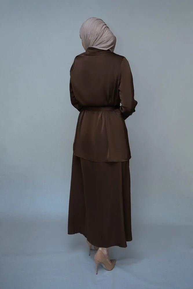 Hattei Blouse Skirt Modest set maxi skirt with elasticated waistband maxi sleeve buttoned shirt with a detachable belt in coffee brown