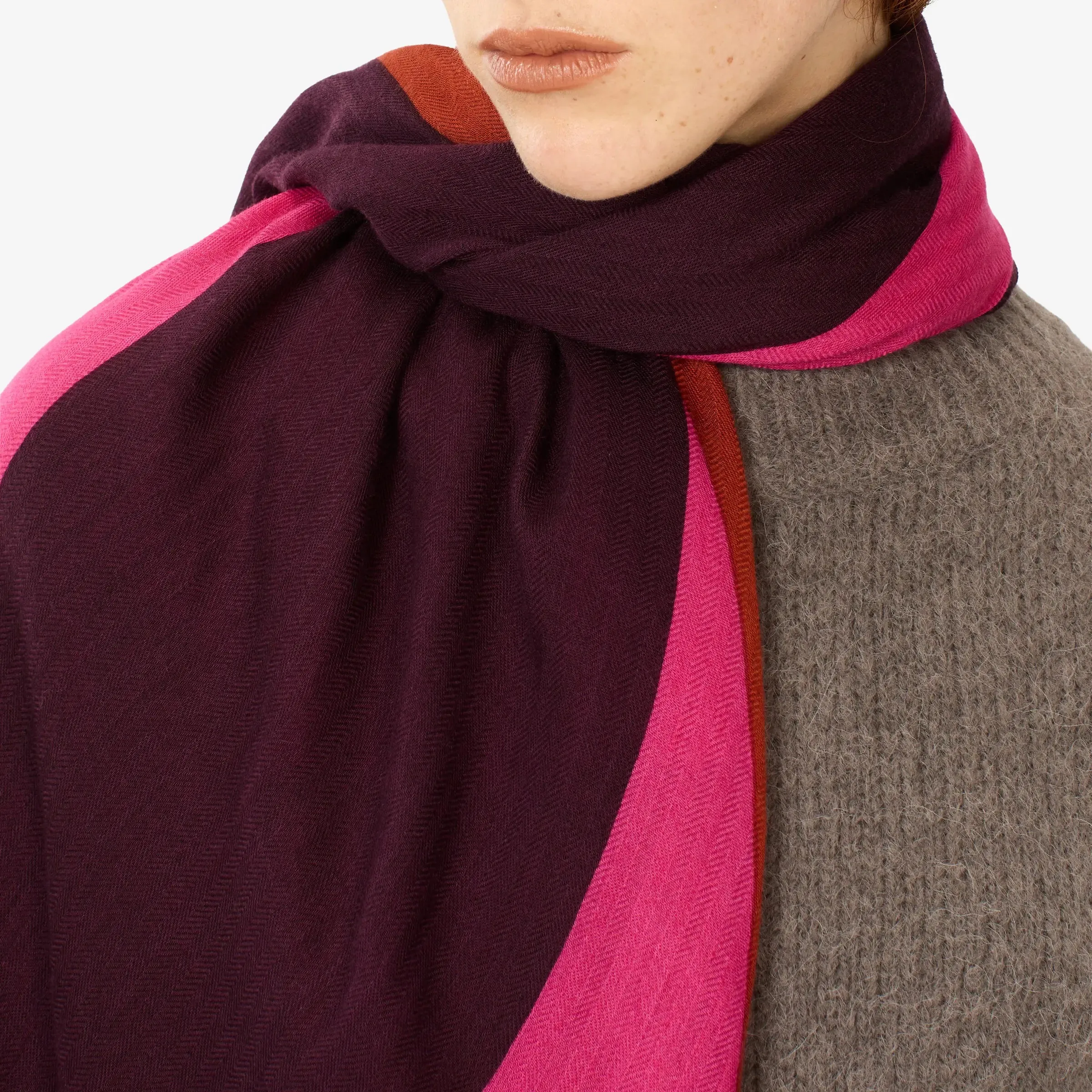 INOUI EDITIONS - AMOUR SCARF