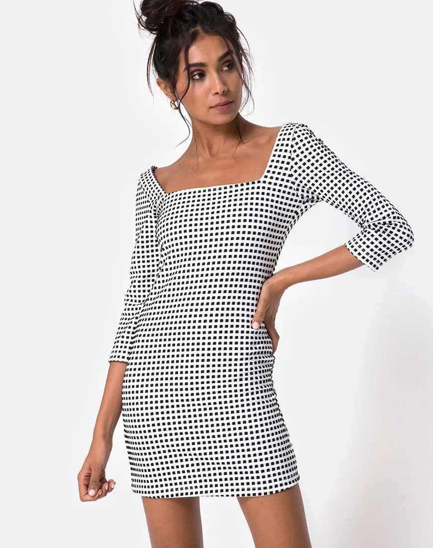 Laras Dress in Gingham Black Ivory