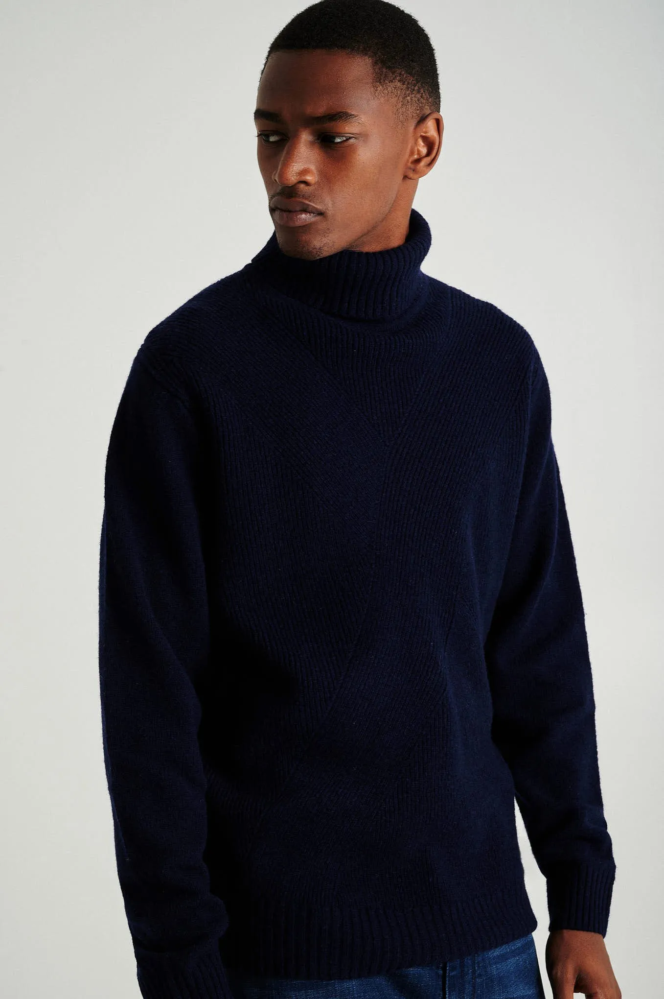 Men's long sleeve turtle neck sweater