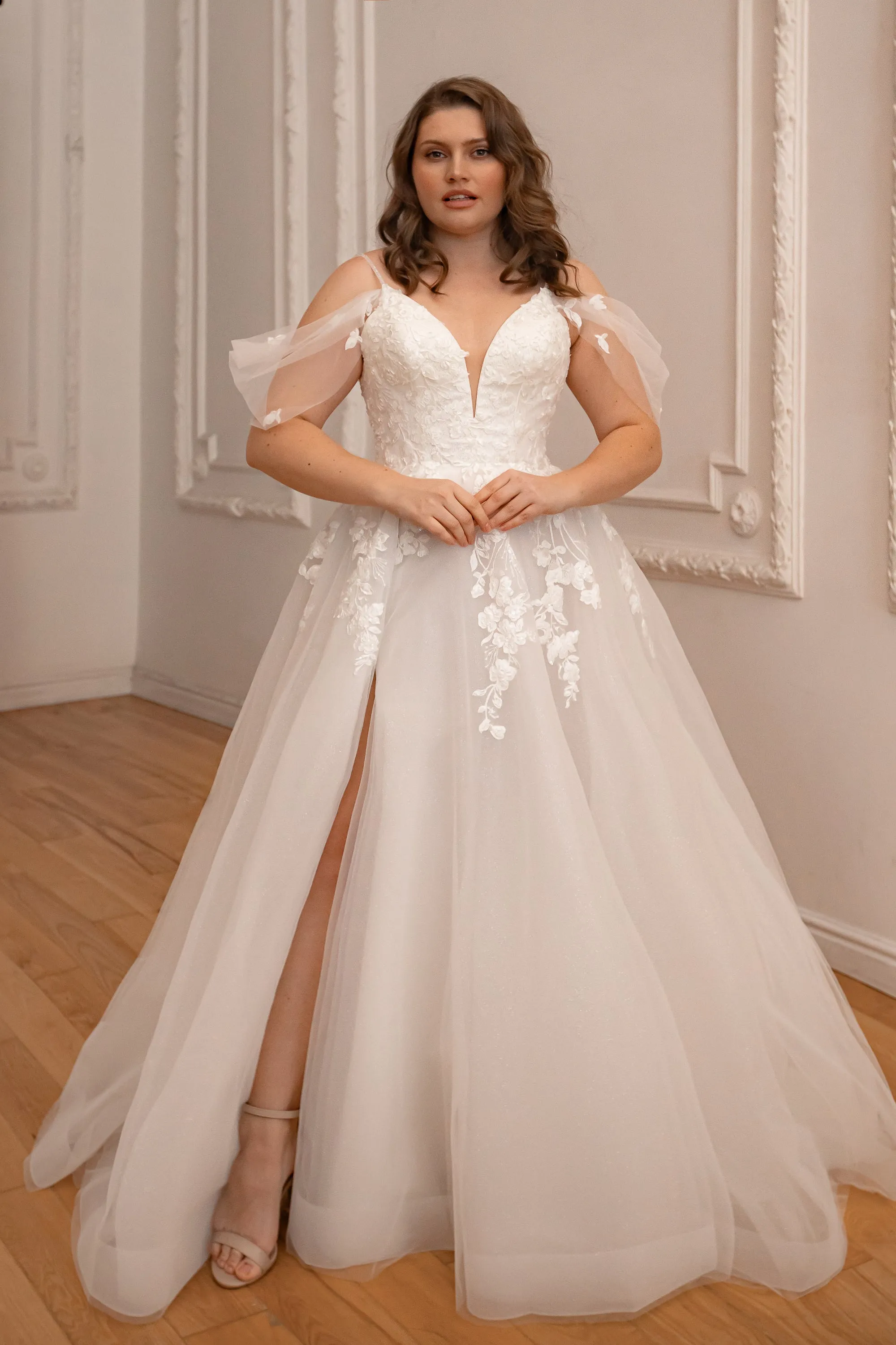 Plus Size Floral Lace Wedding Dress Altsoba