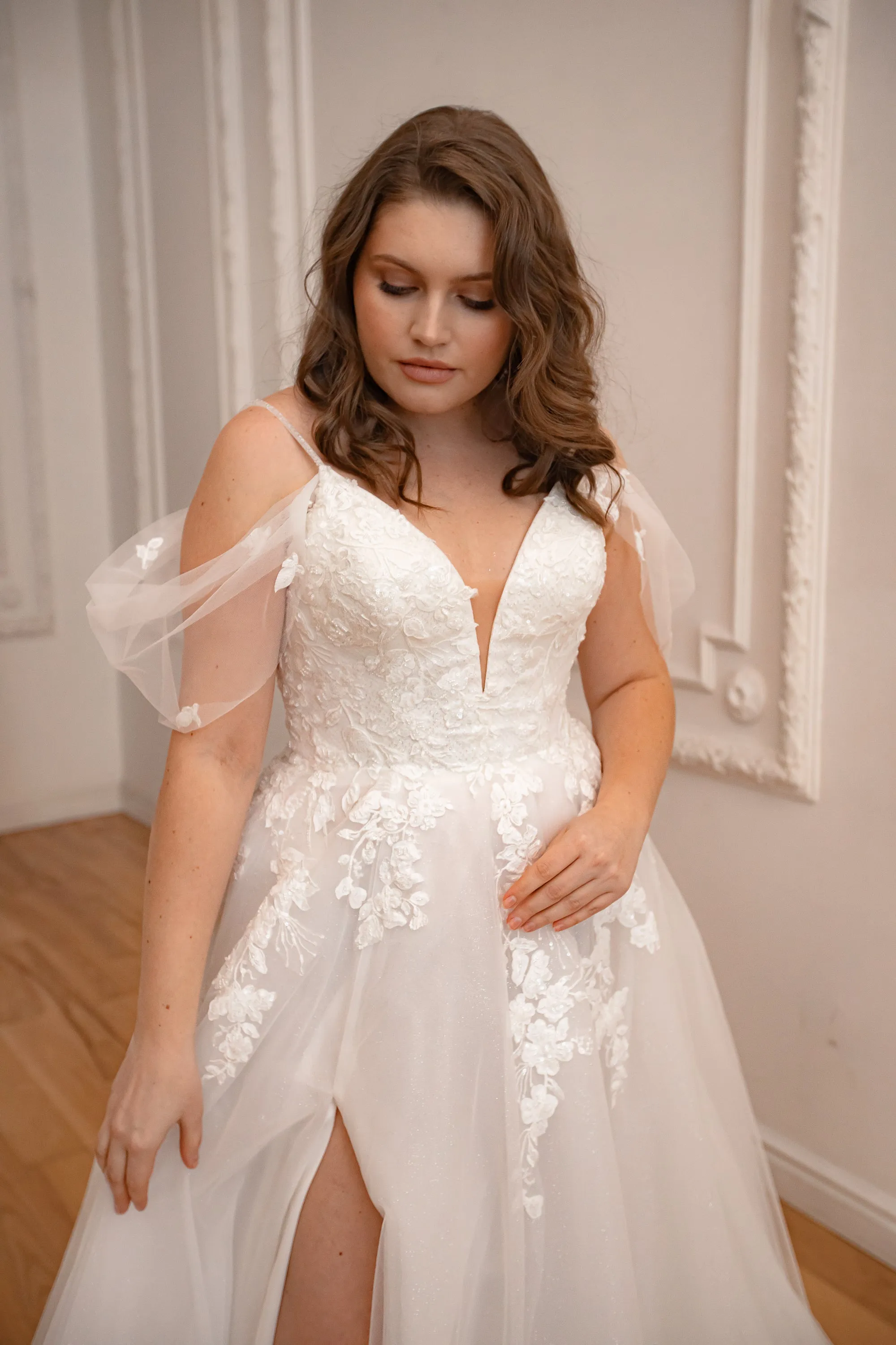 Plus Size Floral Lace Wedding Dress Altsoba