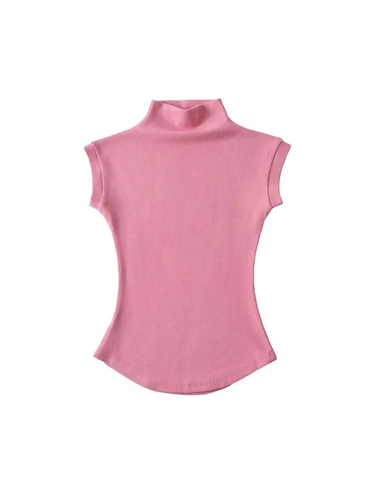 Sleek Sleeveless Turtleneck Top: Chic Streetwear Fashion Icon