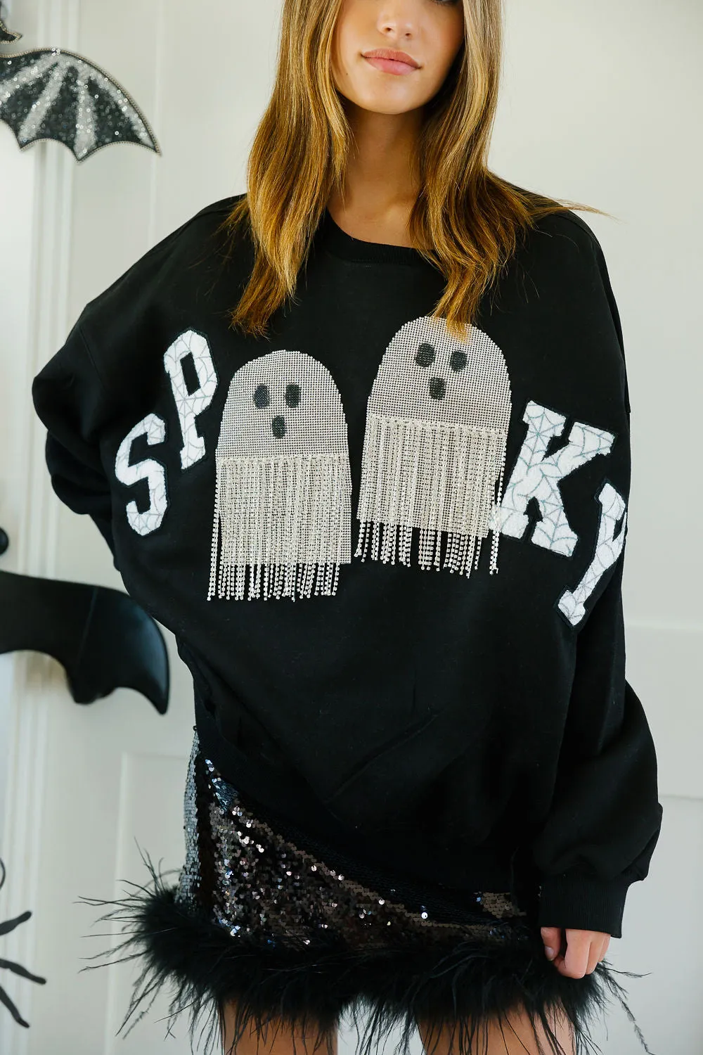 SPOOKY FRINGE BLACK PULLOVER