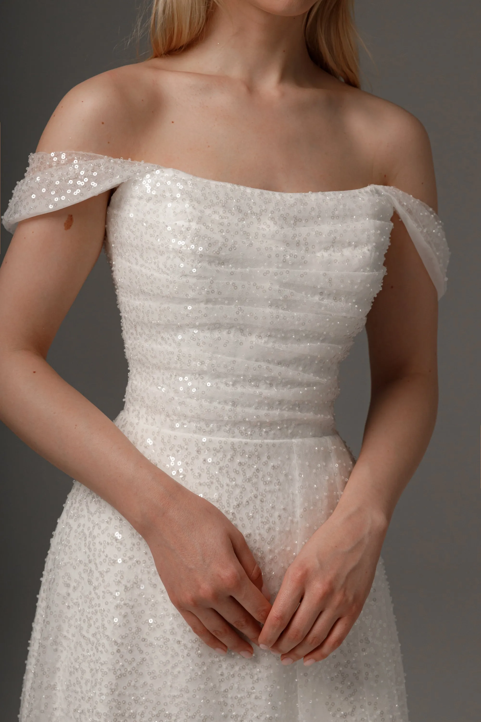 Wedding Dress Elu with Detachable Straps