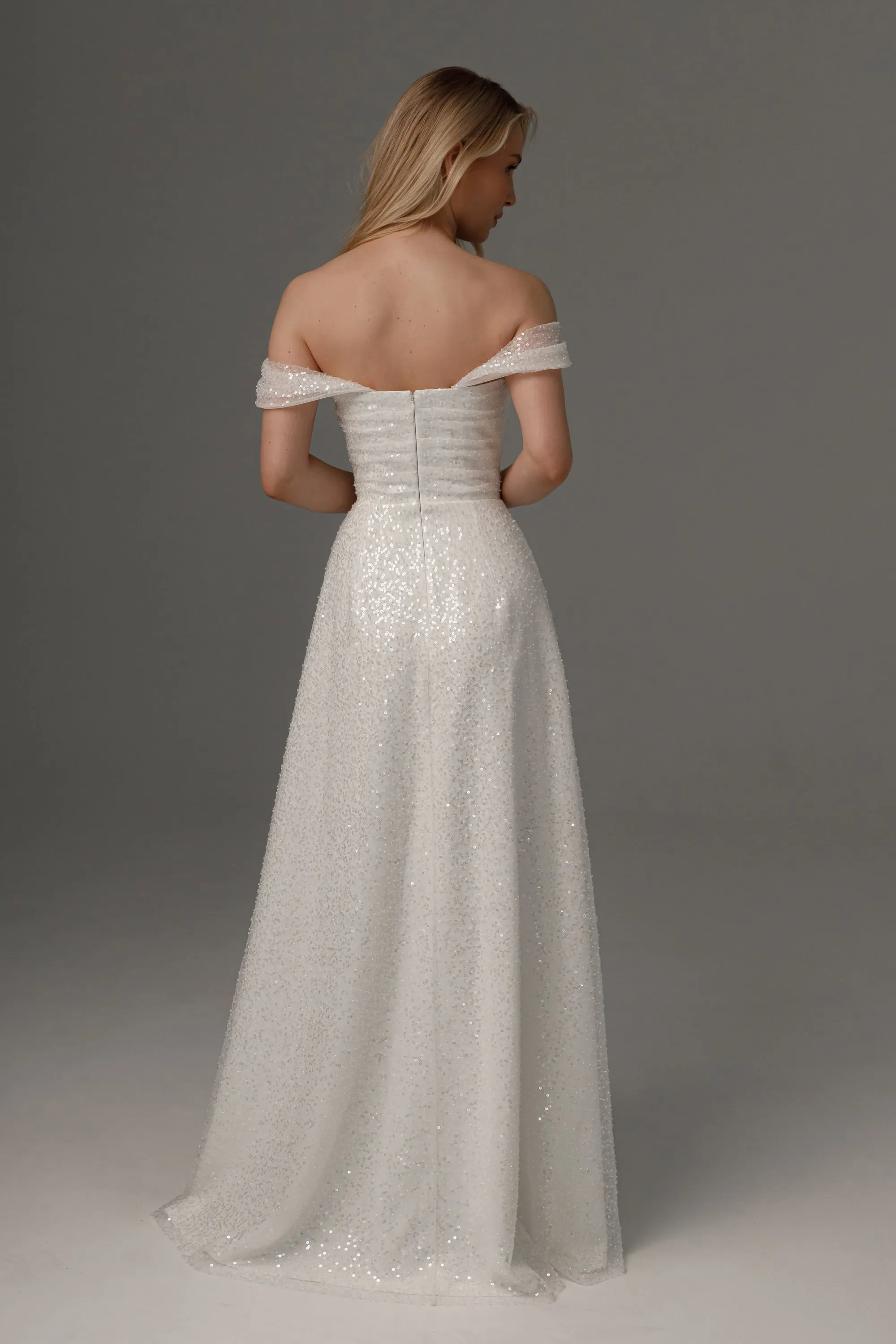 Wedding Dress Elu with Detachable Straps